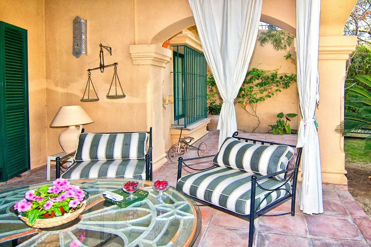 The Fairway Vista, Your Luxury Retreat With A Quiet Pool Pueblo Nuevo de Guadiaro 0*,