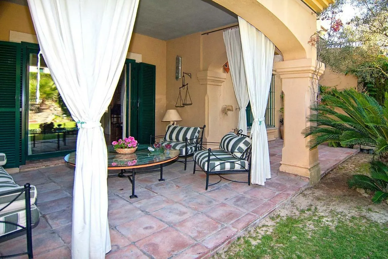 The Fairway Vista, Your Luxury Retreat With A Quiet Pool Pueblo Nuevo de Guadiaro Spain