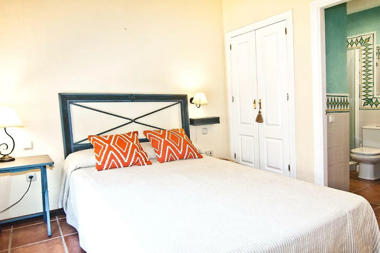 The Fairway Vista, Your Luxury Retreat With A Quiet Pool Pueblo Nuevo de Guadiaro 0*,