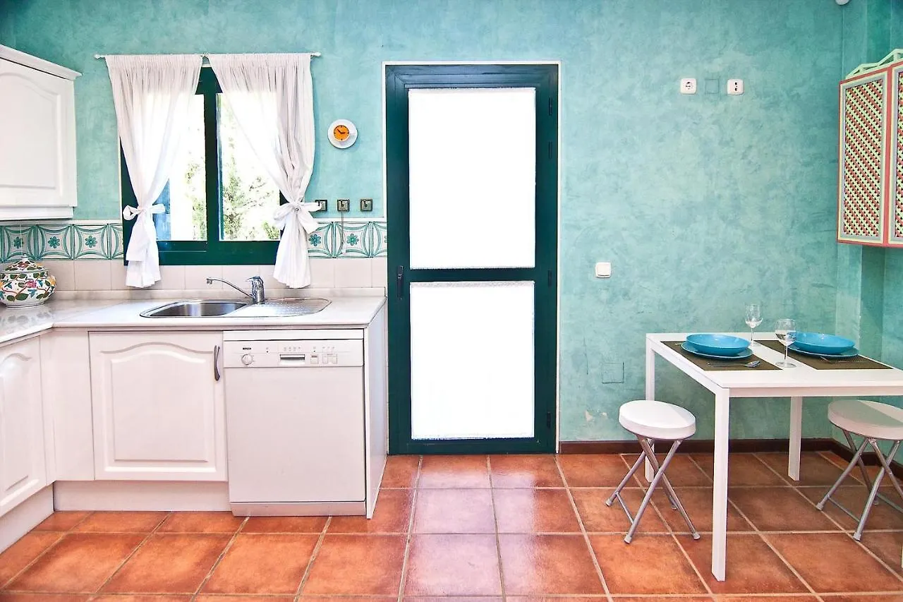 The Fairway Vista, Your Luxury Retreat With A Quiet Pool Pueblo Nuevo de Guadiaro Spain